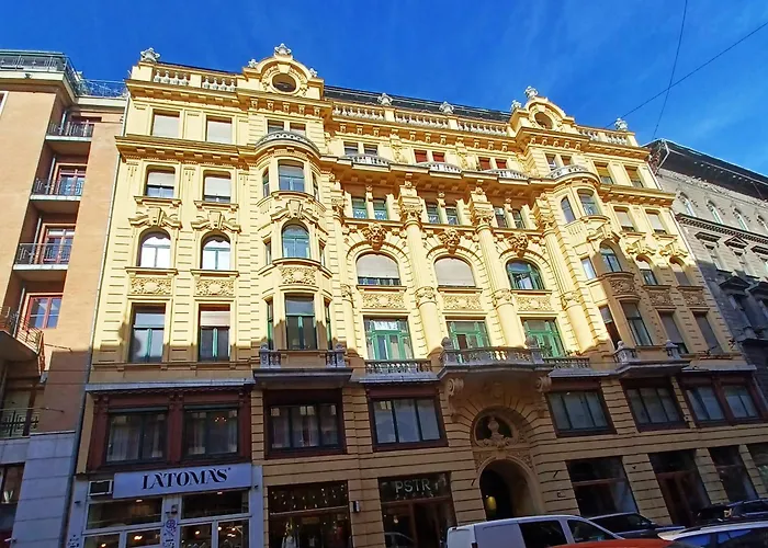 Palace Apartment